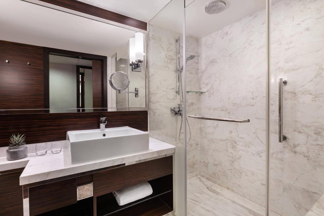 Hong Kong Skycity Marriott Hotel Екстер'єр фото Bathroom