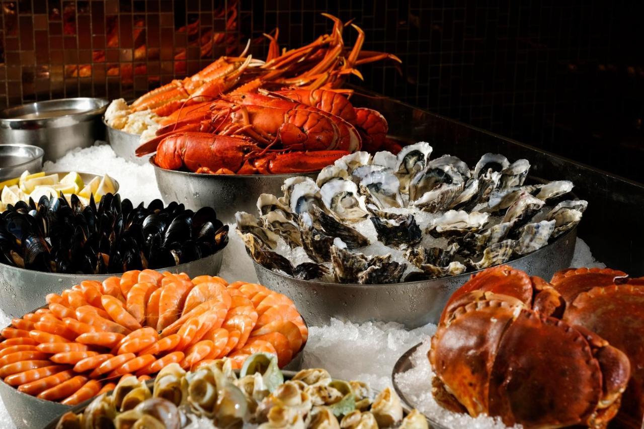 Hong Kong Skycity Marriott Hotel Екстер'єр фото Seafood on ice