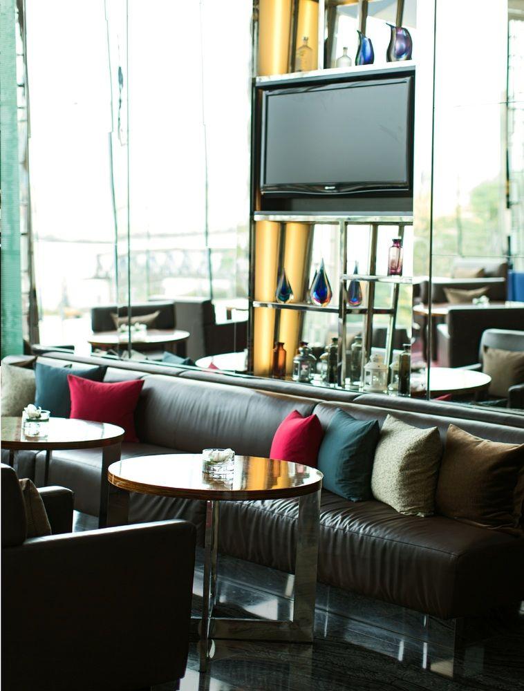 Hong Kong Skycity Marriott Hotel Екстер'єр фото The lounge at the airport