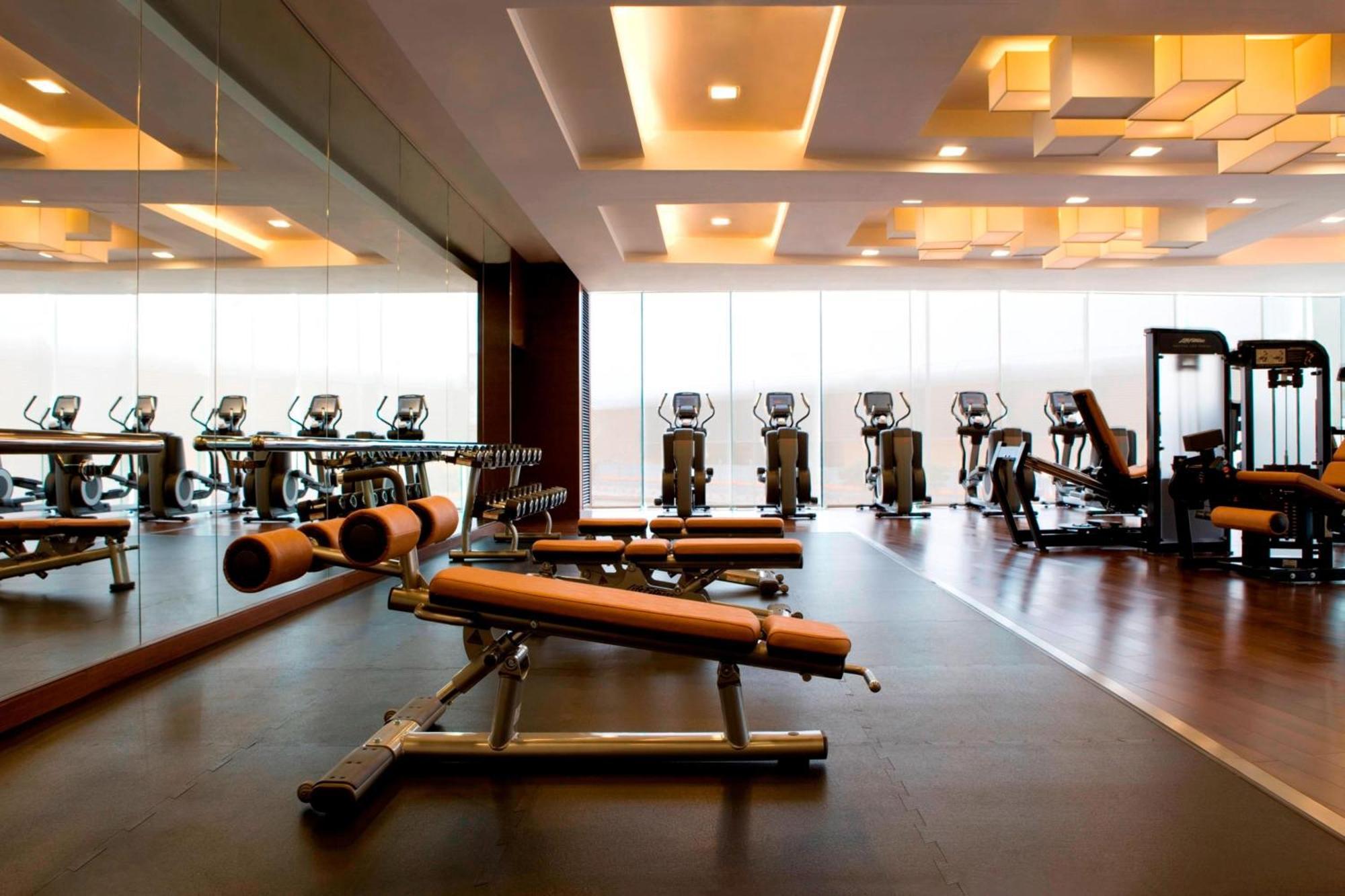 Hong Kong Skycity Marriott Hotel Зручності фото The gym at the hotel