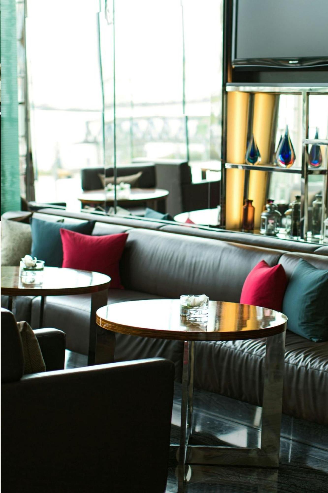 Hong Kong Skycity Marriott Hotel Екстер'єр фото The lounge at the airport
